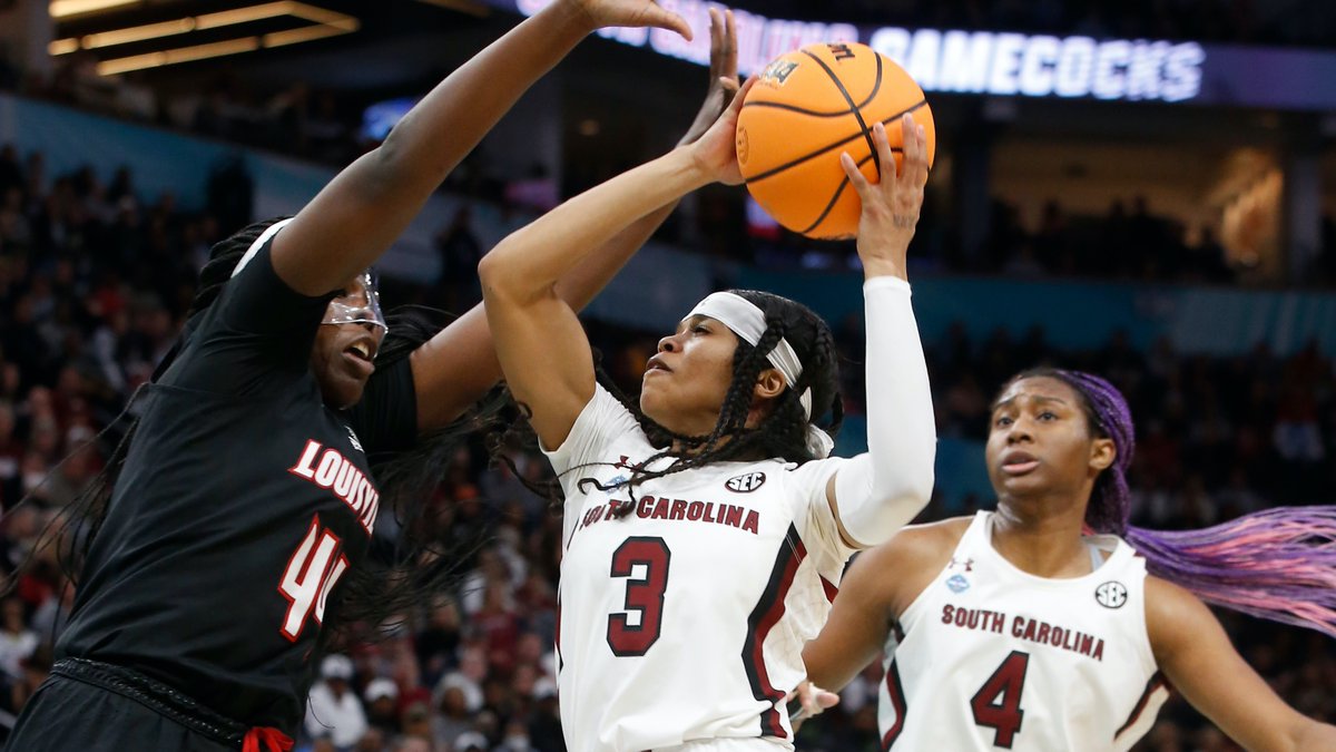 GamecockWBB's tweet photo. FINAL! Gamecocks are on to the championship game with a 72-59 victory!

Everything we've worked for is still ahead of us. 

We will see you Sunday, FAMS! https://t.co/GI8a2NcgFj