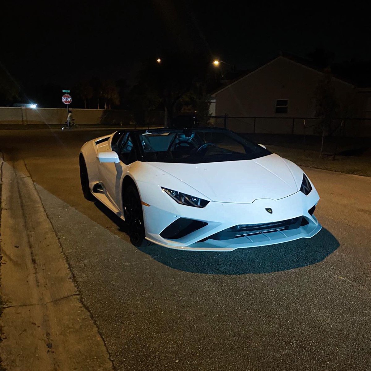 orangie's tweet photo. dream car at 19 ✅
took profits , Ty @BoredApeYC https://t.co/1UiwGQh6iY