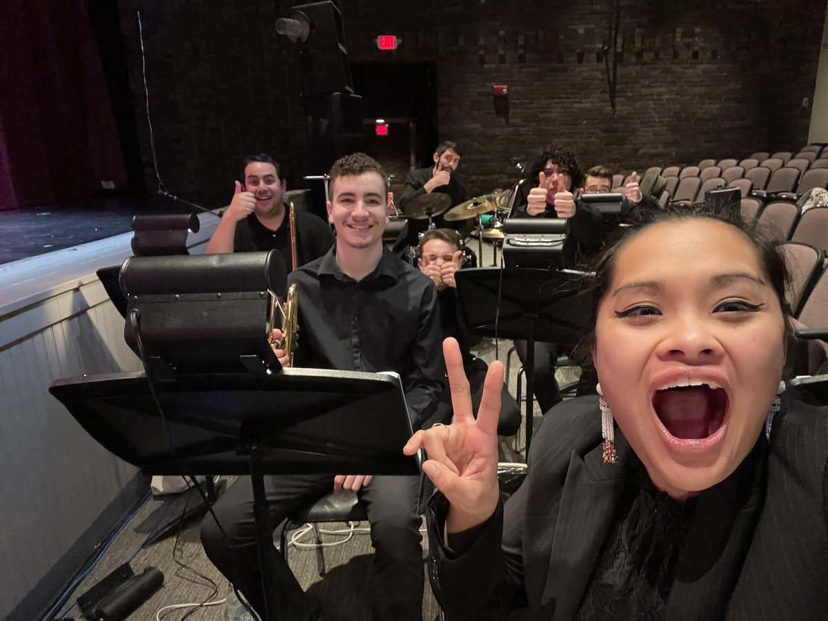 OPENING NIGHT OF DROWSY CHAPERONE!!