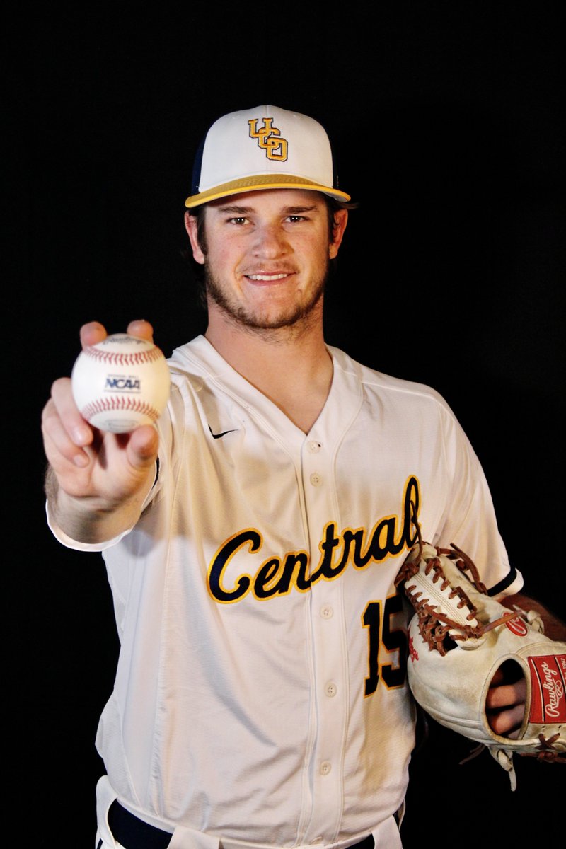 UCO Bronchos tweet media