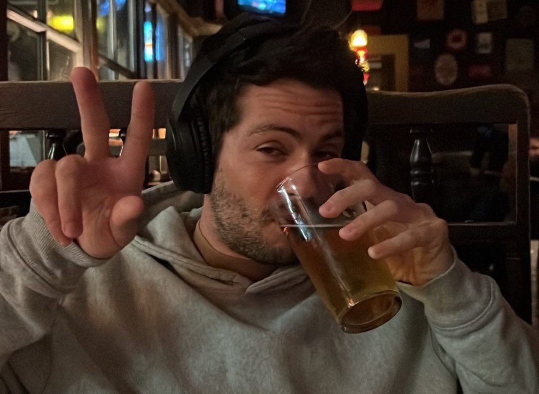 moviedob826's tweet photo. drunk dylan o'brien is the best 🍺🍹🍸 https://t.co/B4iugzdfVL