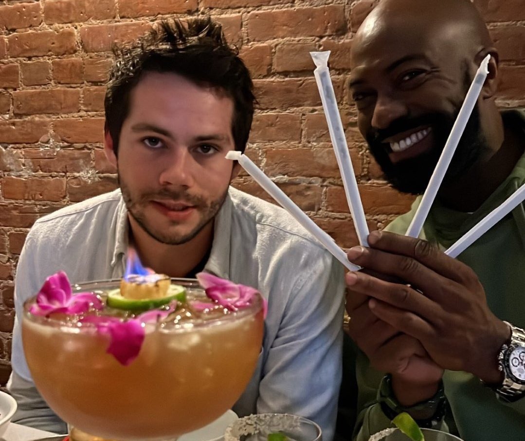 moviedob826's tweet photo. drunk dylan o'brien is the best 🍺🍹🍸 https://t.co/B4iugzdfVL