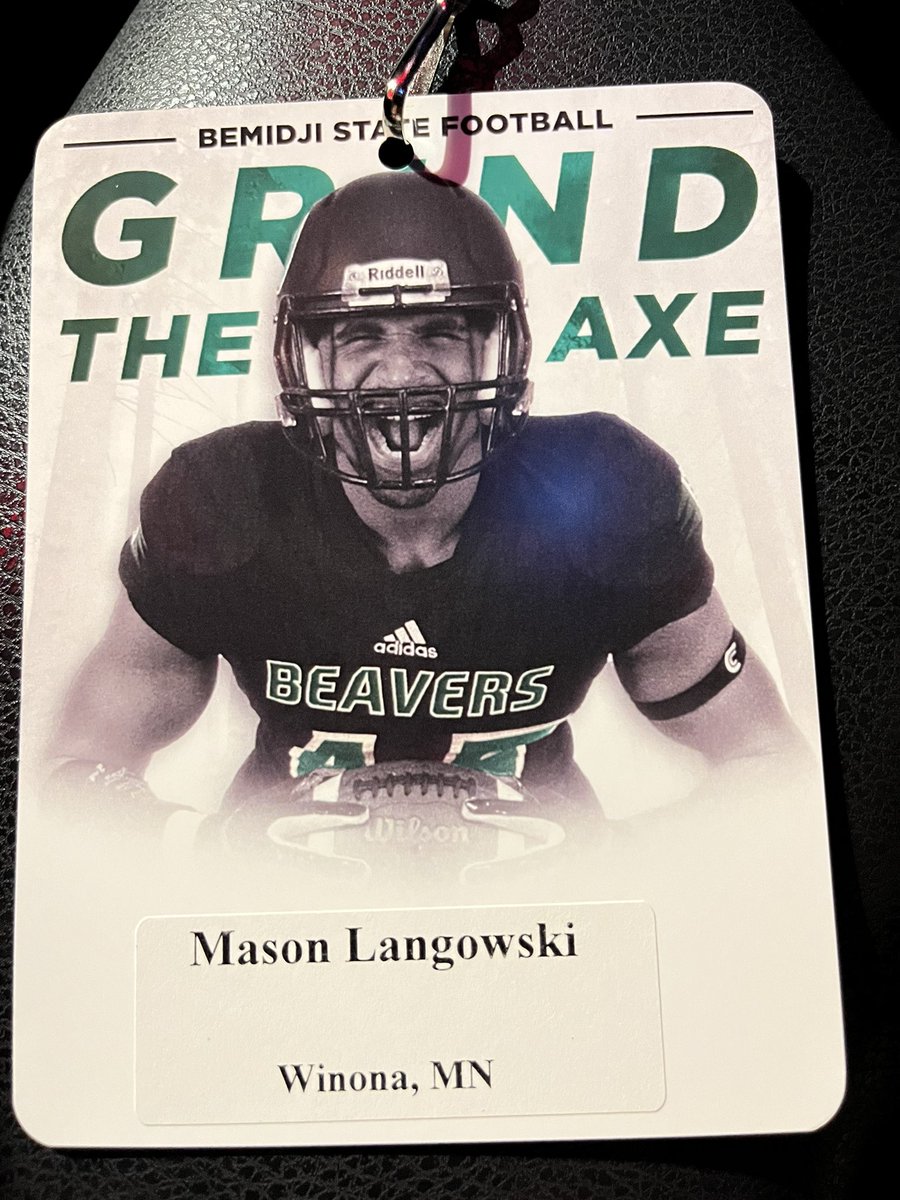 Had a great time learning about <a href="/BSUBeaversFB/">Bemidji State Football</a> today! Thank you for having me <a href="/KH_Pike/">Karson Pike</a> <a href="/CoachMcLin/">Marcus McLin</a> <a href="/CoachBolte/">Brent Bolte</a>