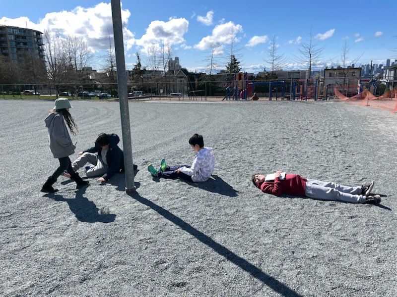 MsJadeLaw's tweet photo. A week of provocations and creative thinking! 🎉 Math outside ☀️ and hands-on learning with plasticine to continue with our U of I. Students created models under the theme of exploration. Week 1 of practicum ✅ #UBCIBEd #UBCBEd2022 #inquiry #ib @QueenMaryCE https://t.co/EWROGcAi0j