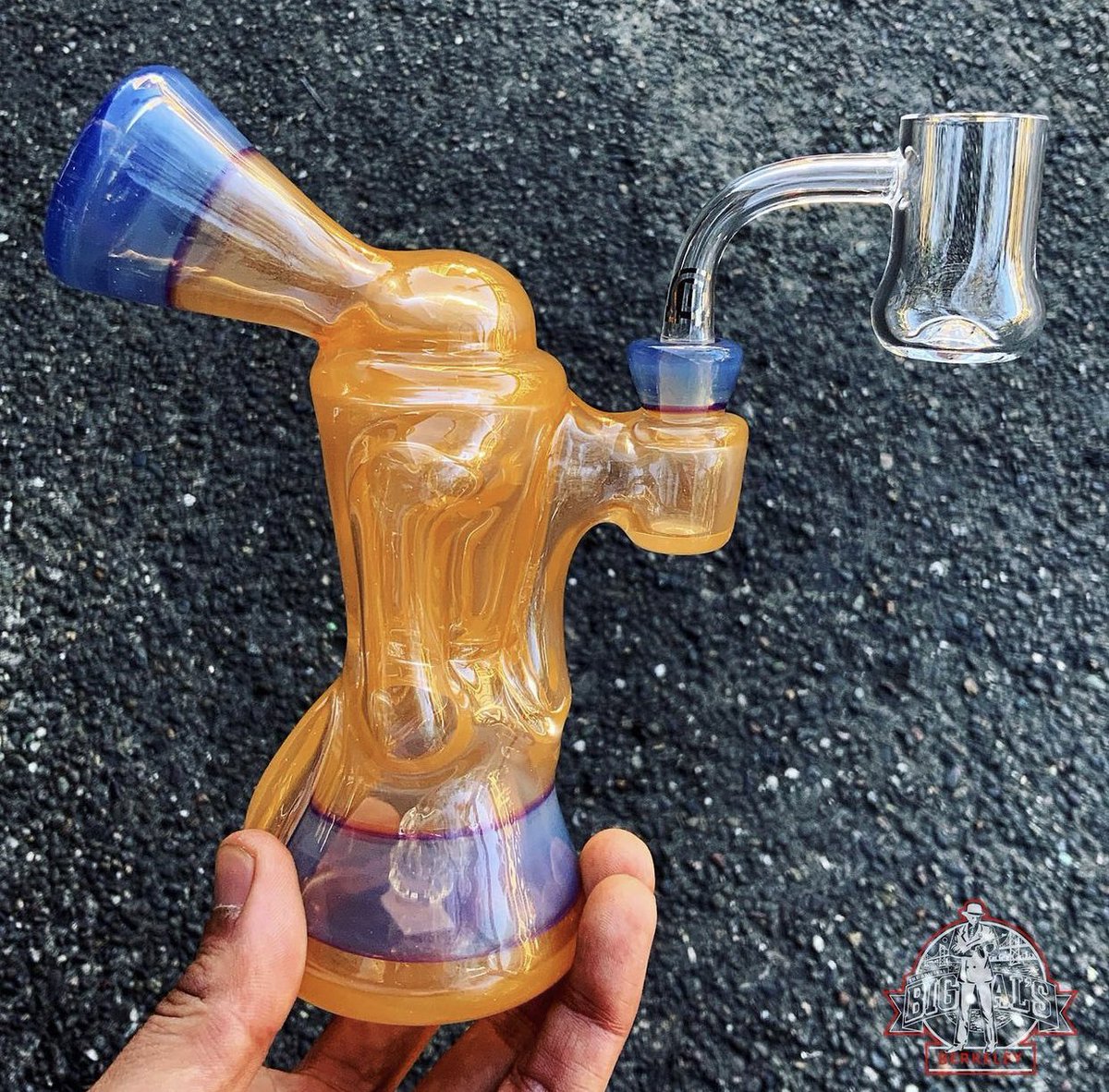 BigAlSmokeshop's tweet photo. Peach Fuzz @rycraftedglass @dnailusa 🍑♻️💨⚡️💥🌪🔥🍑
https://t.co/8UOF4Yr6Pd
#rycraftedglass #rycycler #kickbackrycrafted #recycler #scientificglass #glassporn #dnail #dnailquartz #tonicbellbanger #functionalglassart #bigalssmokeshop https://t.co/x7Bwy4CN7U