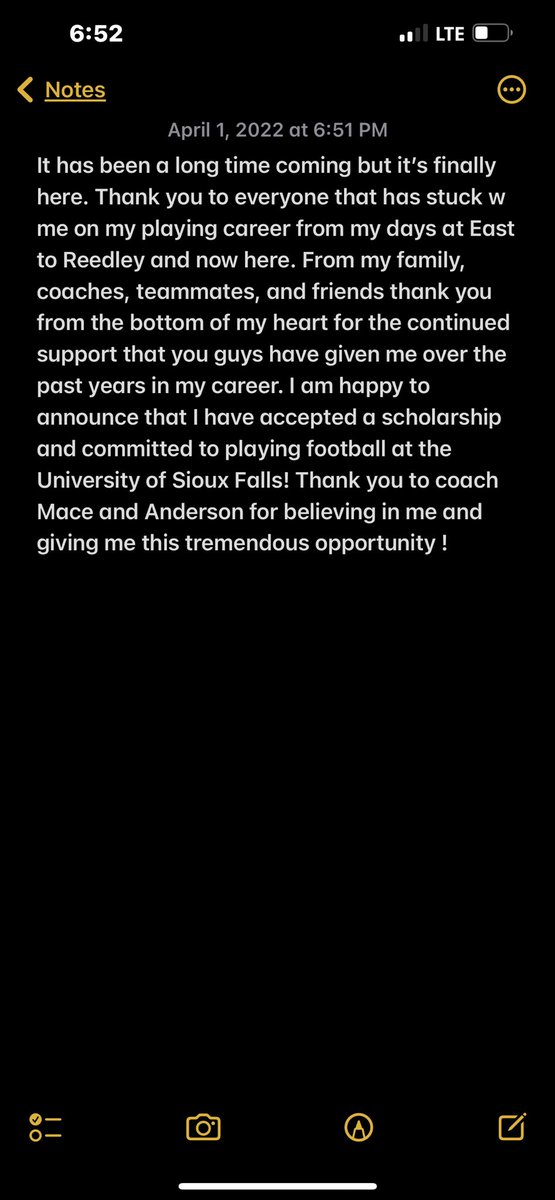 sebazenteno62's tweet photo. Thank you to my parents and close circle that have stuck by me🤞🏽❤️  Special thank you to @JLira2 @coachjehning @Coach_Hart15  for the past season and the continued work you did for me and all the guys @ReedleyCFB ! @CoachHaydenMace https://t.co/I92WkxVtXt