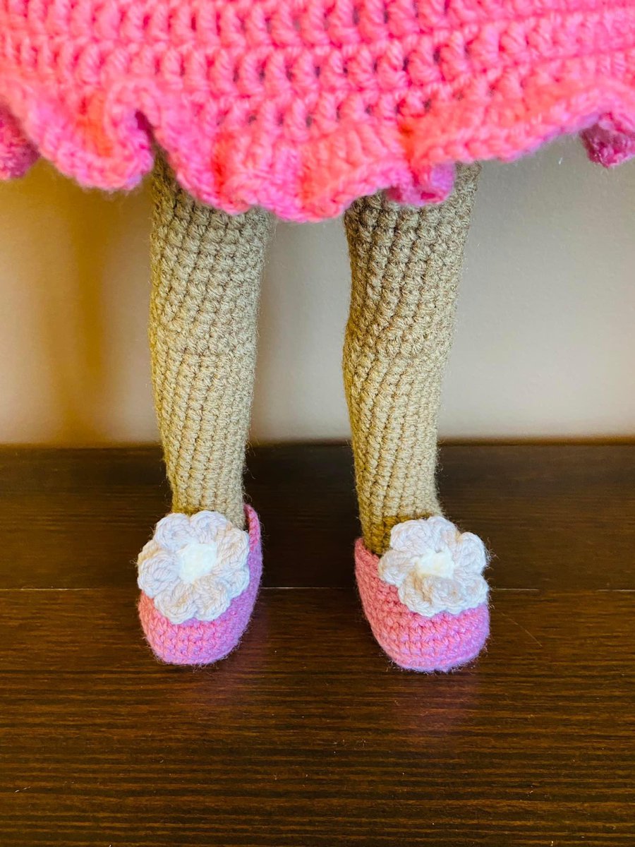 Surveyor Brett tweet media