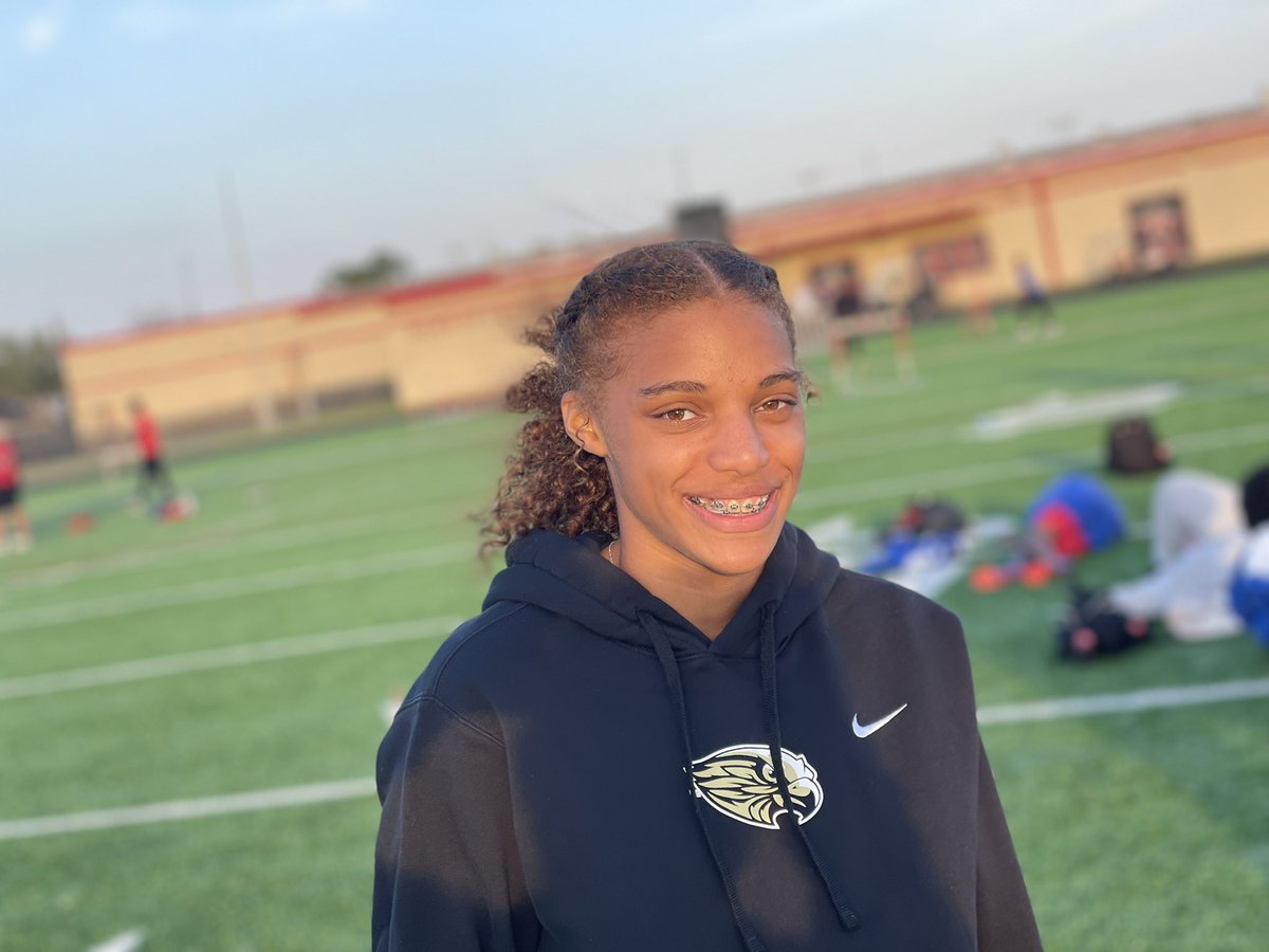 FosterWmnsTrack's tweet photo. Kayleigh Bowie @kayleigh_bowie2 is your Shelia Lofton Relays 400m Champion 🥇‼️
#Fa1conFast #ProtectTheNest https://t.co/EGiEGqApOe