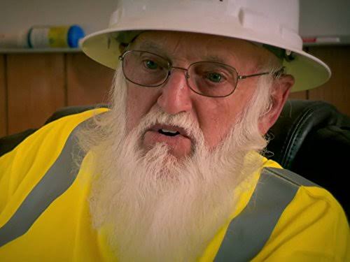 ksc4273's tweet photo. This old fucker was stealing gold in the clean up, and I won't hear any different
#JackHoffman #GoldRush https://t.co/QtX9k3eUAi