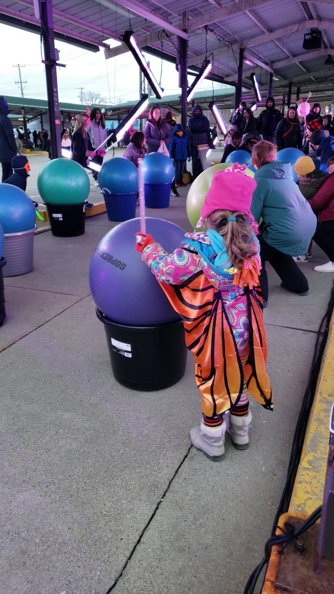 RepRheingans's tweet photo. ✨ My daughter and I had a blast at #FoolMoon2022! ✨ This is one of our favorite #AnnArbor events 😊 Ran into @aadl Trustees @kerenemoore and @DharmaAkmon too! See you at @FestiFools on Sunday?? https://t.co/CzPRtPH0rL