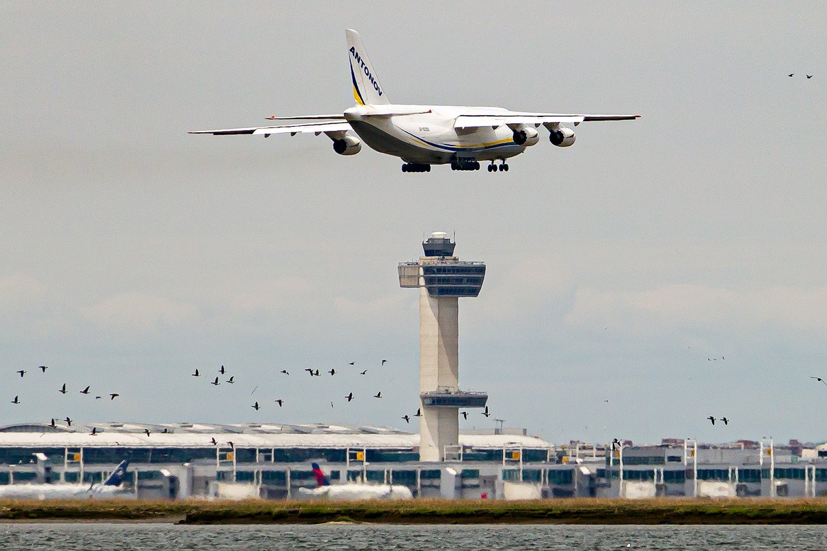 LuisAtJFK's tweet photo. Oh wow, just realized I got this plane on its last time at @JFKairport, so sad. #UR82009 https://t.co/E4X4QvoORo