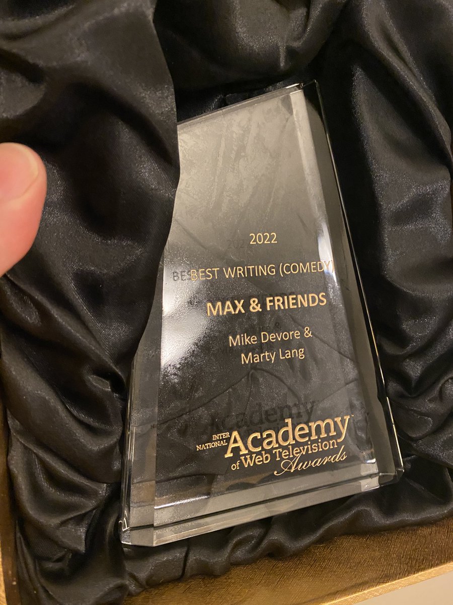 Super grateful towards <a href="/iawtvAwards/">The IAWTV Awards</a> for the award for best writing (comedy) ! I’m very appreciative towards everyone who helped out with the cartoon especially @marty_lang