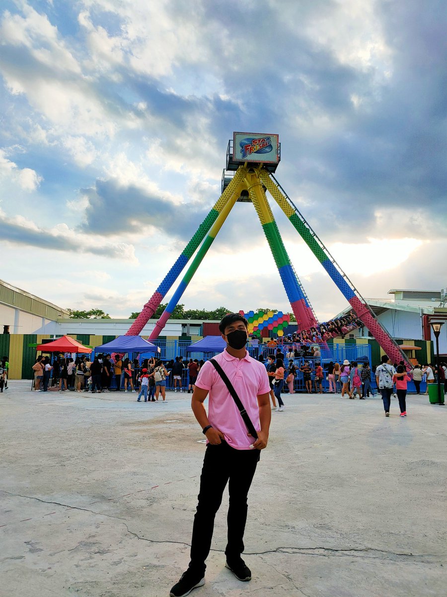 Happy weekends everyone 💗🌷
Star city is now open ✨
#wheninmanila
#starcity
#manila2022
#PH #Philippines 
#choosephilippines
#ItsMoreFunInThePhilippines 
#igersmanila