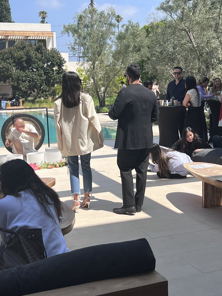 neorenio's tweet photo. Thank you to everyone who attended the first NEOREN Event! https://t.co/nTBgccJxIK