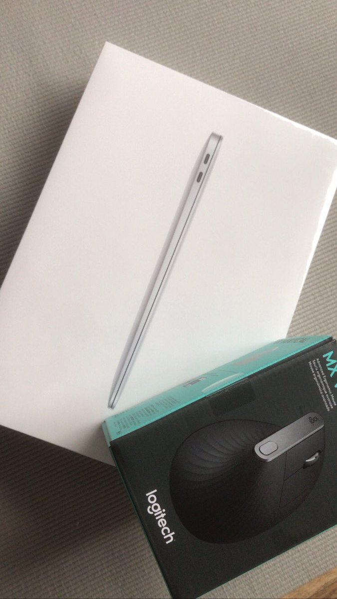 hezzyboard's tweet photo. Picked up a MacBook and ergonomic mouse this week😊. Looking forward to not being so tethered to my desk on this journey. #BlackTechTwitter #BlackinTech #WomenInTech https://t.co/QsljjI2lwP