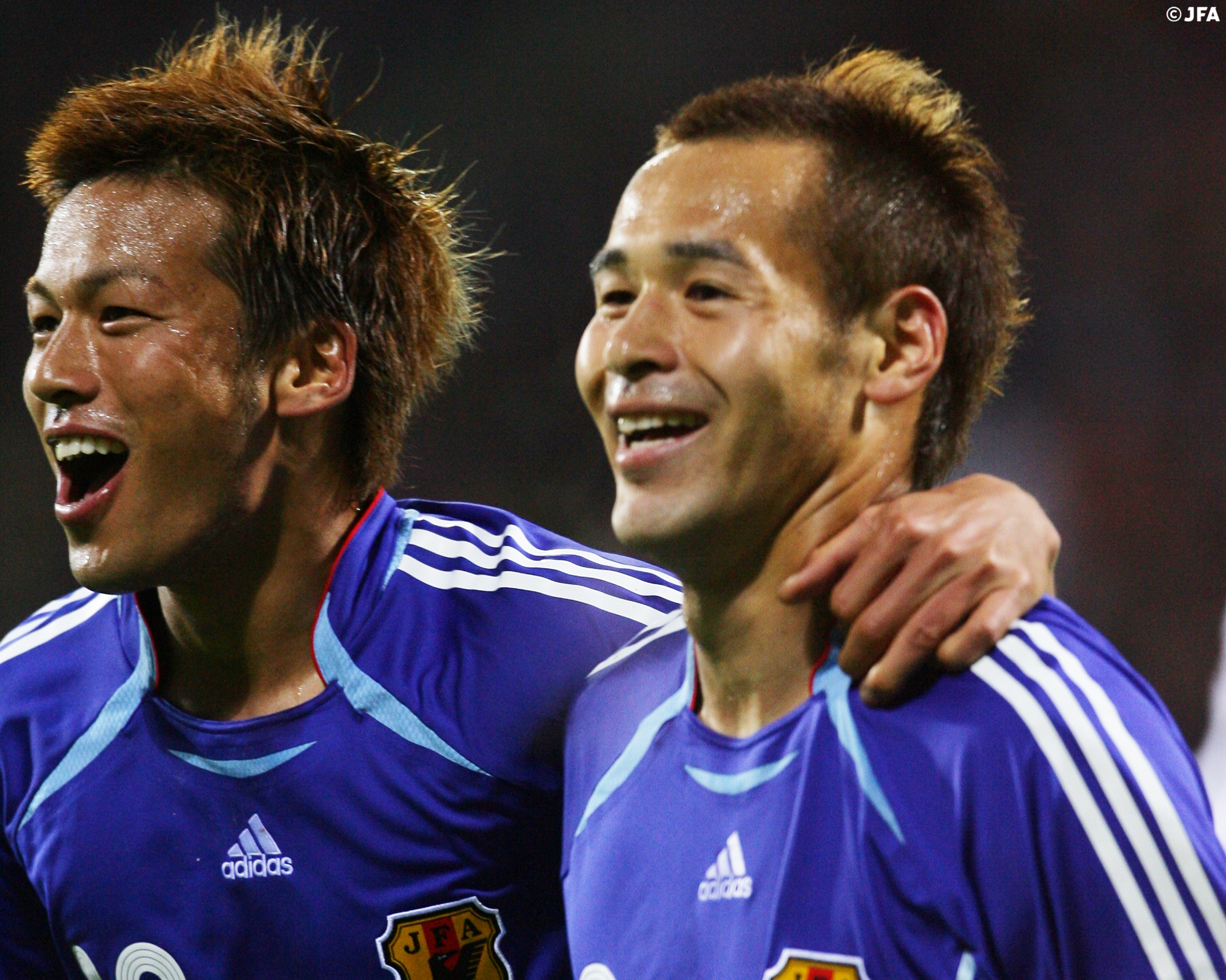 サッカー　日本代表ユニフォーム　高原直泰　2002 W杯 19番 新しいスタイル サッカー 日本代表ユニフォーム 高原直泰 2002 W
