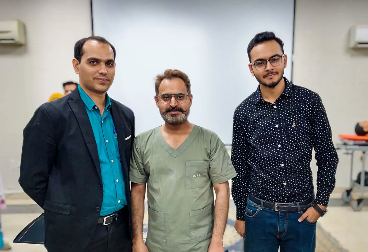 themhm2018's tweet photo. Dr. MuhammadHamza Muhammad, Dr. Abdul Khalique Mahar, Dr. Malik Osama Tanweer, Dr. Akshay Kumar and Dr. Adeel Saleem attended a Primary Trauma Care Session at Dow Hospital, Karachi.
#doctors #muhammadhamzamuhammad #medicallife https://t.co/w0APCrJZ84