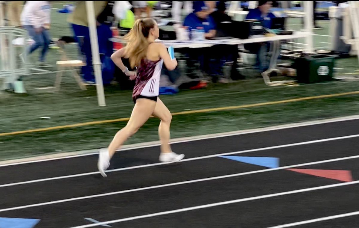 DrAngieLee's tweet photo. Gracie runs! 🏃🏼‍♀️ New personal record. 1st TSSAA 4x400. Go Admirals! 

@wcsFHSsports @wcsFHScc  
@graciesolomon30 2025 https://t.co/obBdwHSo68