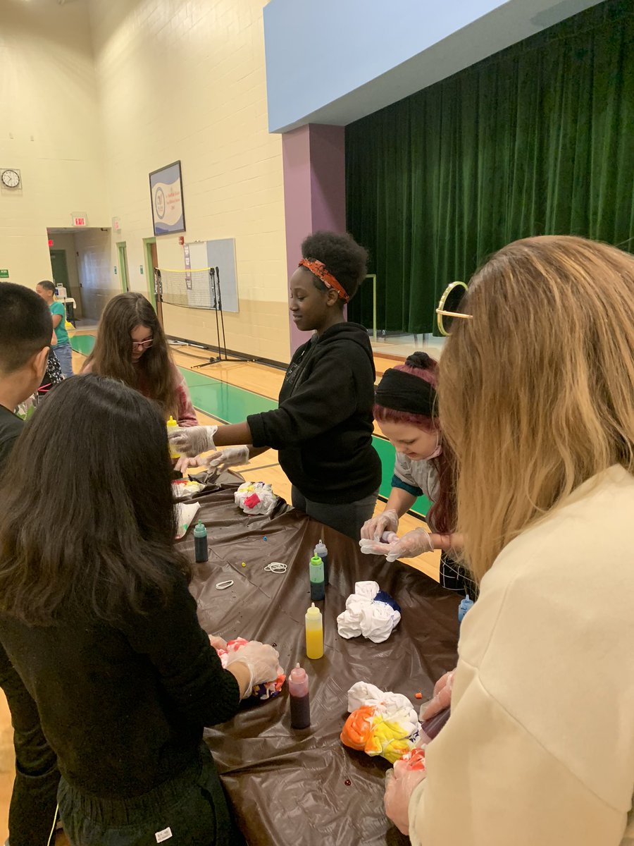 The best science test ever! <a href="/JadeCar197/">Jade Thao</a> Can’t wait to see the final products!  <a href="/T_C_Cherry/">TC Cherry Elementary</a> <a href="/GlosickWendy/">Wendy</a>