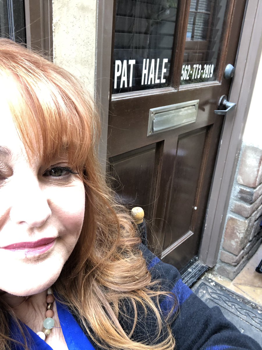 missjuliebrown's tweet photo. Just finished #CraftMeARomance for #Hallmark directed by the amazing #SamIrvin #samIrvinDirector. So much fun!!! ♥️💖💋 https://t.co/gquJ30gPDh