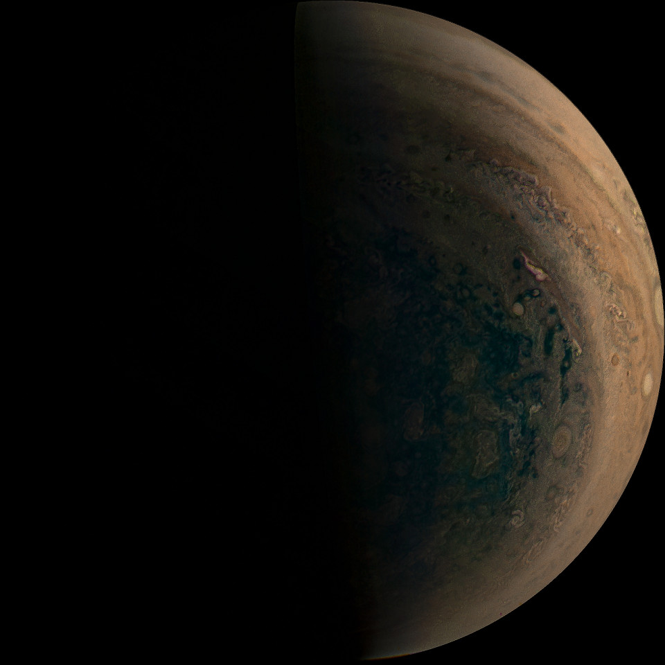 JupiterBits's tweet photo. A bit of #Jupiter (@NASAJuno / @SwRI / MSSS / "Shanhuang-48") https://t.co/RhdnYYdBVj