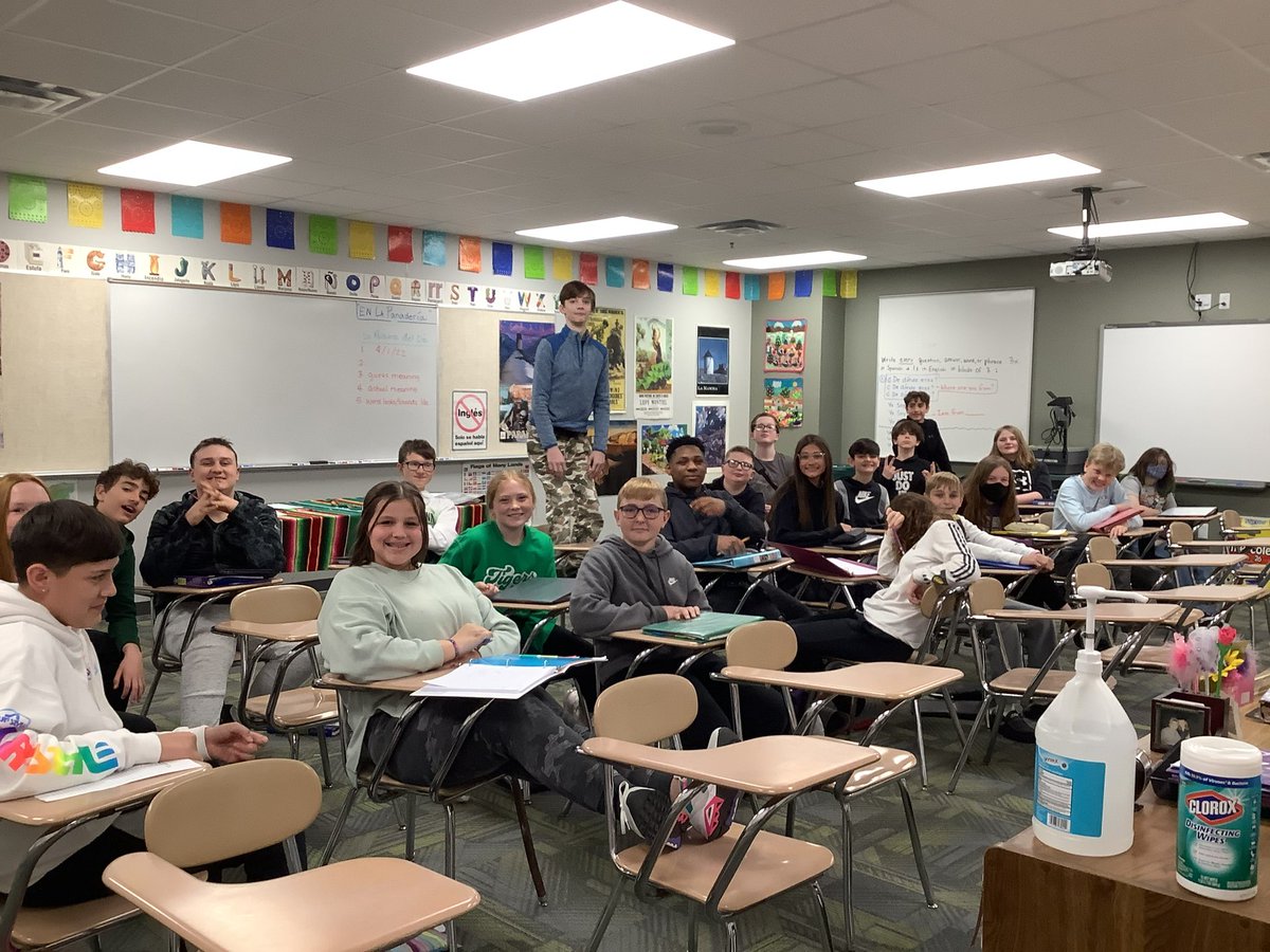 YMSpanish's tweet photo. My 7th period Spanish class totally pranked me today for April Fools Day! They decided to turn the class “around”! They make me laugh so much! https://t.co/yLGPOUXC59