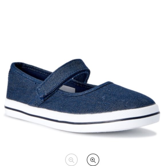 Darling_Nic's tweet photo. So good I had to share! Check out all the items I'm loving on @Poshmarkapp from @bethcattt #poshmark #fashion #style #shopmycloset #judyblue #wondernation #sperry: https://t.co/it9OhRI1bg https://t.co/MlQdiyhStT