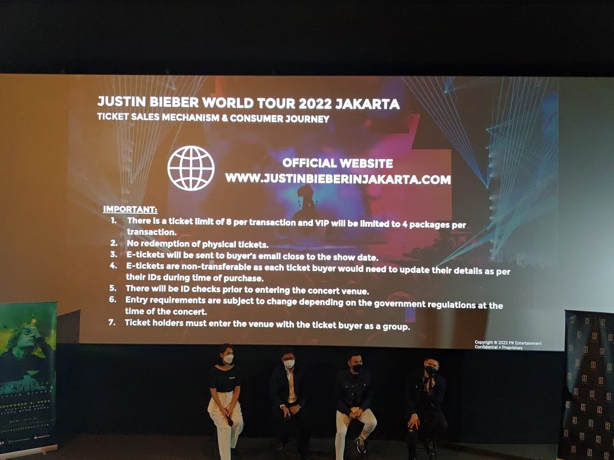 hypedkids's tweet photo. anyway, kalau kalian beli di calo once again make sure kalau calonya juga ikut masuk ke venue ya! karena di press con dikasih tau kalau “YANG BELI TIKET HARUS MASUK BARENG SAMA SEMUA PEMILIK TIKET” #JustinBieberinJakarta https://t.co/hCkIY7QXb3