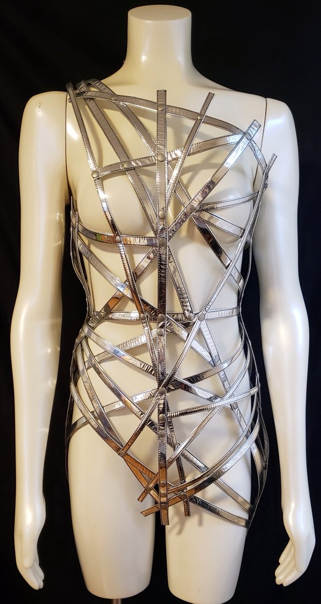 Rockology Auctions. LIVE BIDDING NOW. rockologyauctions.com 
Country Music memorabilia from Garth Brooks, Carrie Underwood, Tanya Tucker, Miranda Lambert &amp; more

#GarthBrooks #tanyatucker #mirandalambert #CarrieUnderwood #grandoleopry #memorabilia #autographs #musichistory