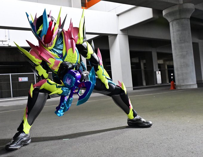 中間フォーム総合 ３４話までサンダーゲイルバイスタンプってほぼ無敗では 仮面ライダーリバイス 仮面ライダー遅報