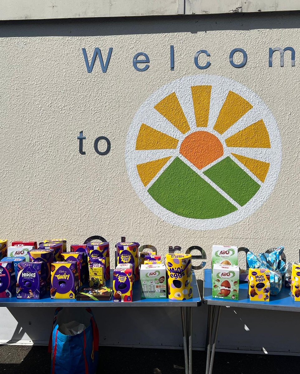P4YE_'s tweet photo. We donated some of these Easter Eggs to Claremont Primary School’s Tombola. Supporting young people and the community is intertwined with our values and our ethos. It’s always a pleasure to see young people happy and smiling 🥰. #P4YE #Project4YouthEmpowerment #Easter #Croydon https://t.co/Og1ZksLi3m