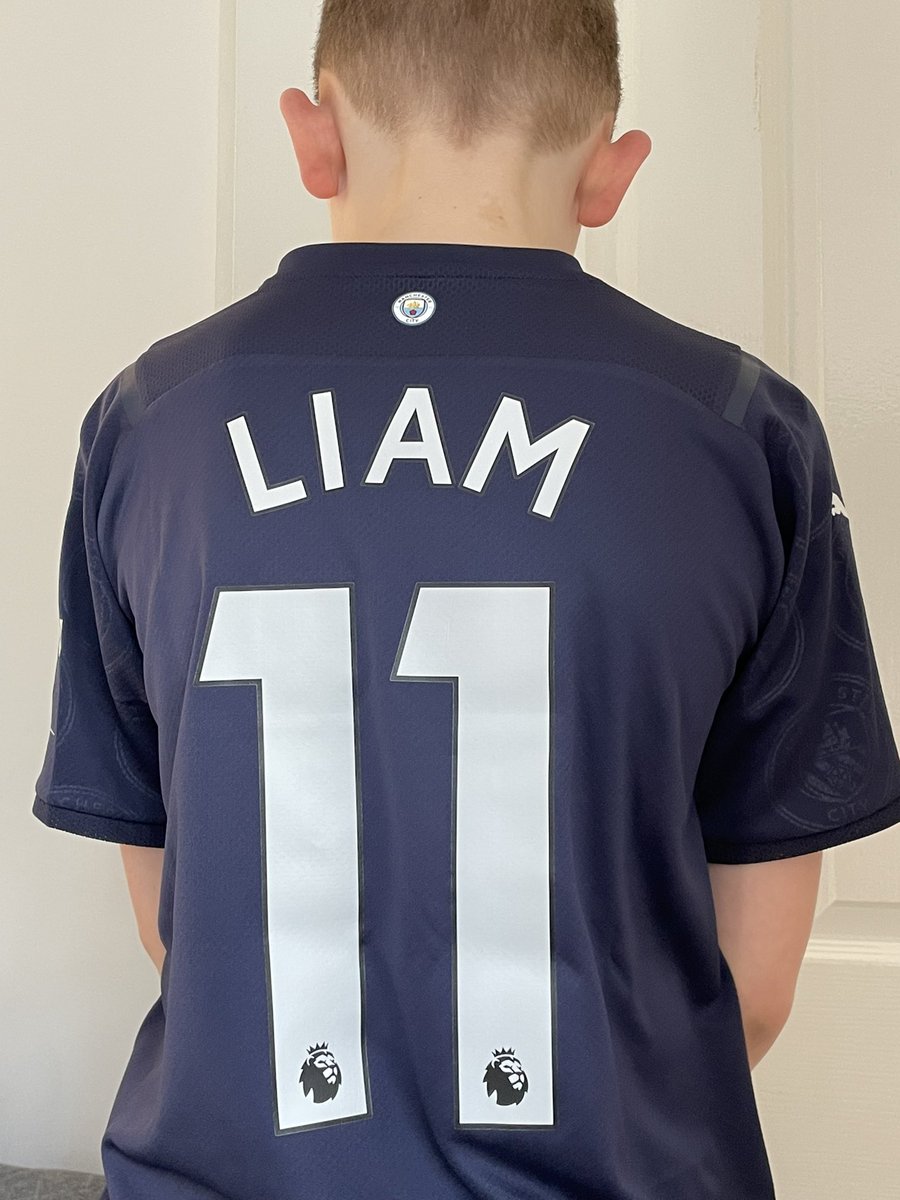 growy1982's tweet photo. Happy 11th Birthday Liam! Hoping for 3 points today @ManCity and a belly full of Chinese later on 🥳 https://t.co/VaU8rdyCVM