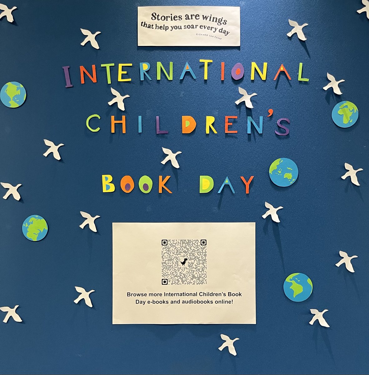 hackneylibs's tweet image. Happy International Children&apos;s Book Day! Come to #HackneyCentralLibrary to explore our wonderful books set in different places across the world 🗺️🧳 #ICBD2022 @IBBYINT