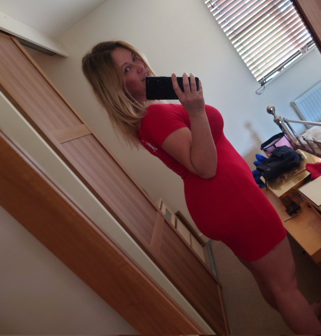 Am I #shadowbanned 🤣 does anyone see my posts anymore ...I'm not sure 🥳 on the off chance my pages .<a href="/tag/shadowbanned"class="tags">#shadowbanned</a>