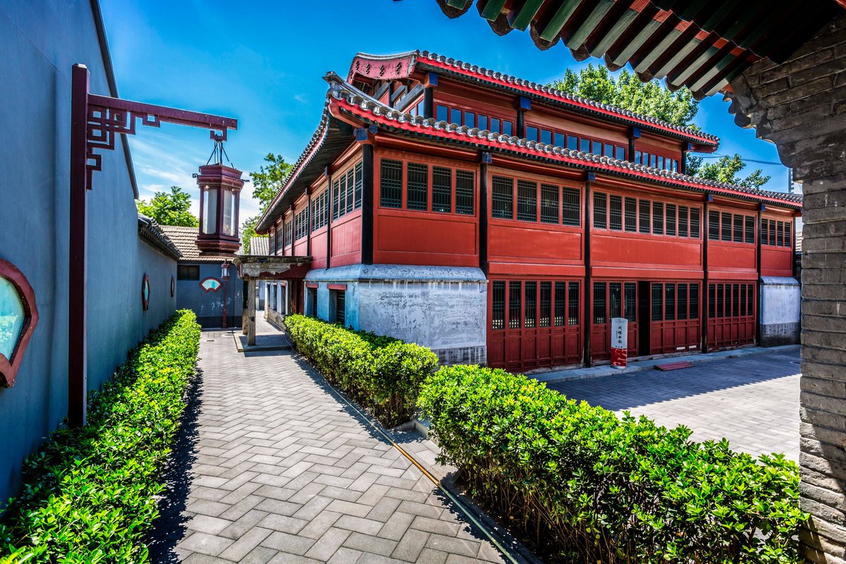 StoryOfBeijing's tweet photo. In ancient times, #guildhalls were a special cultural feature in #Beijing. Guildhalls were where people from the same area or industry purchased houses in the city to host fellow townsmen or colleagues. https://t.co/BccfHUJ0jV