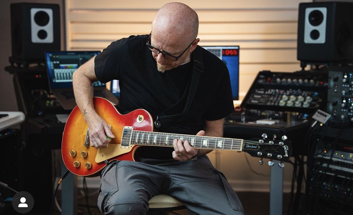 MarcosCSofl's tweet photo. Ultimamente ando que quiero una les Paul 🎸❤️ Steve Lukather, Stu G, George Harrison, David Gilmour, Joe Bonamasa https://t.co/283yngifAt