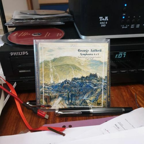 ClassicalCritic's tweet photo. #morninglistening to #GeorgeAntheil’s #Symphonies 4 &amp; 5 w/#HughWolff &amp; #HRSinfonieorchester #FrankfurtRadioSymphony on #CPOrecords

Amazon: https://t.co/y5CDavPote

@surprisedbeauty music from the Bad Boy of Music

#classicalMusic #classicalMusicCollection #OrchestralMusic https://t.co/TLwQpsBOHE