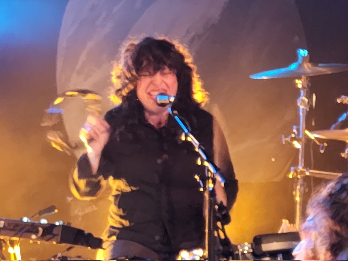 amindspin's tweet photo. @shovelsandrope what an amazing show !!! #shovelsandrope https://t.co/DpJCKFedZL
