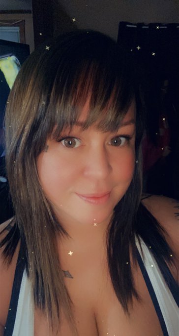 Bangs ❤️ https://t.co/QWpb2XagXf<a href="/tag/mvsales"class="tags"><span>#mvsales</span></a>