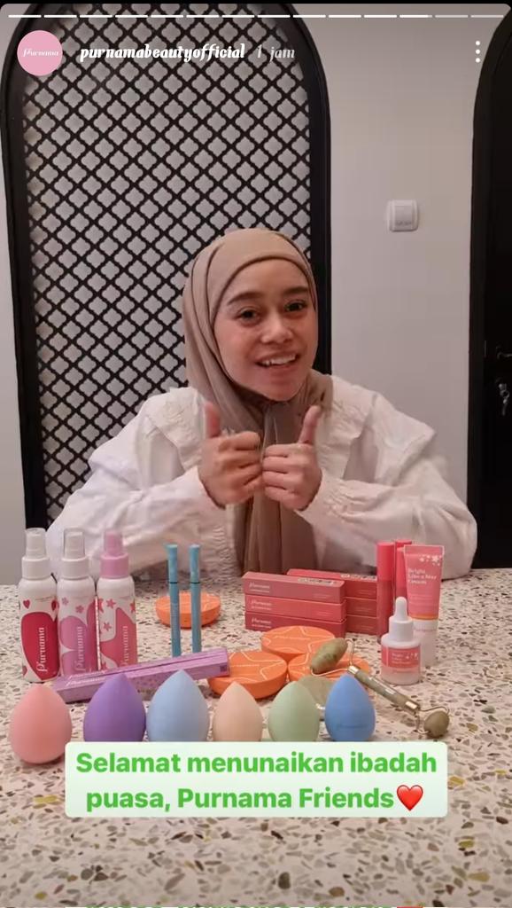 Love_Leslar's tweet photo. Produk makeup bunda lesti semakin banyak, semoga lebih tambah banyak lagi..
#purnamabeautyofficial by #lesti https://t.co/UwbuZ1LriD