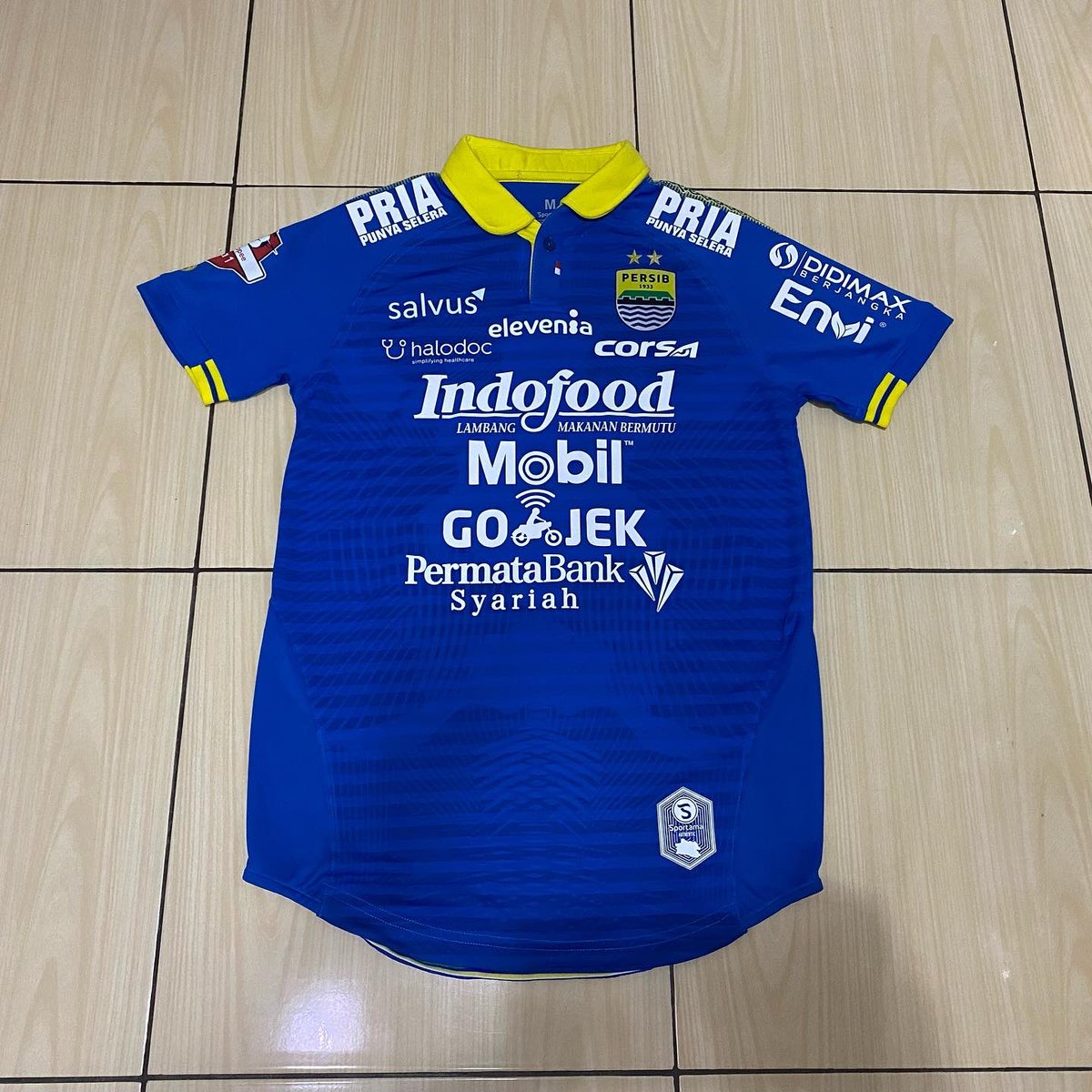 Karisyunianto's tweet photo. @Jerseyforum @JerseyLigina 
FS : Jersey Persib Bandung Home 2019 Player Issue 
Size M (Excellent Condition) 
Kim Kurniawan
Harga : 550.000
Cp. 081212595550 (Whatsapp)

#Jersey4sale #jerseypersib https://t.co/u6SD5jJKp0