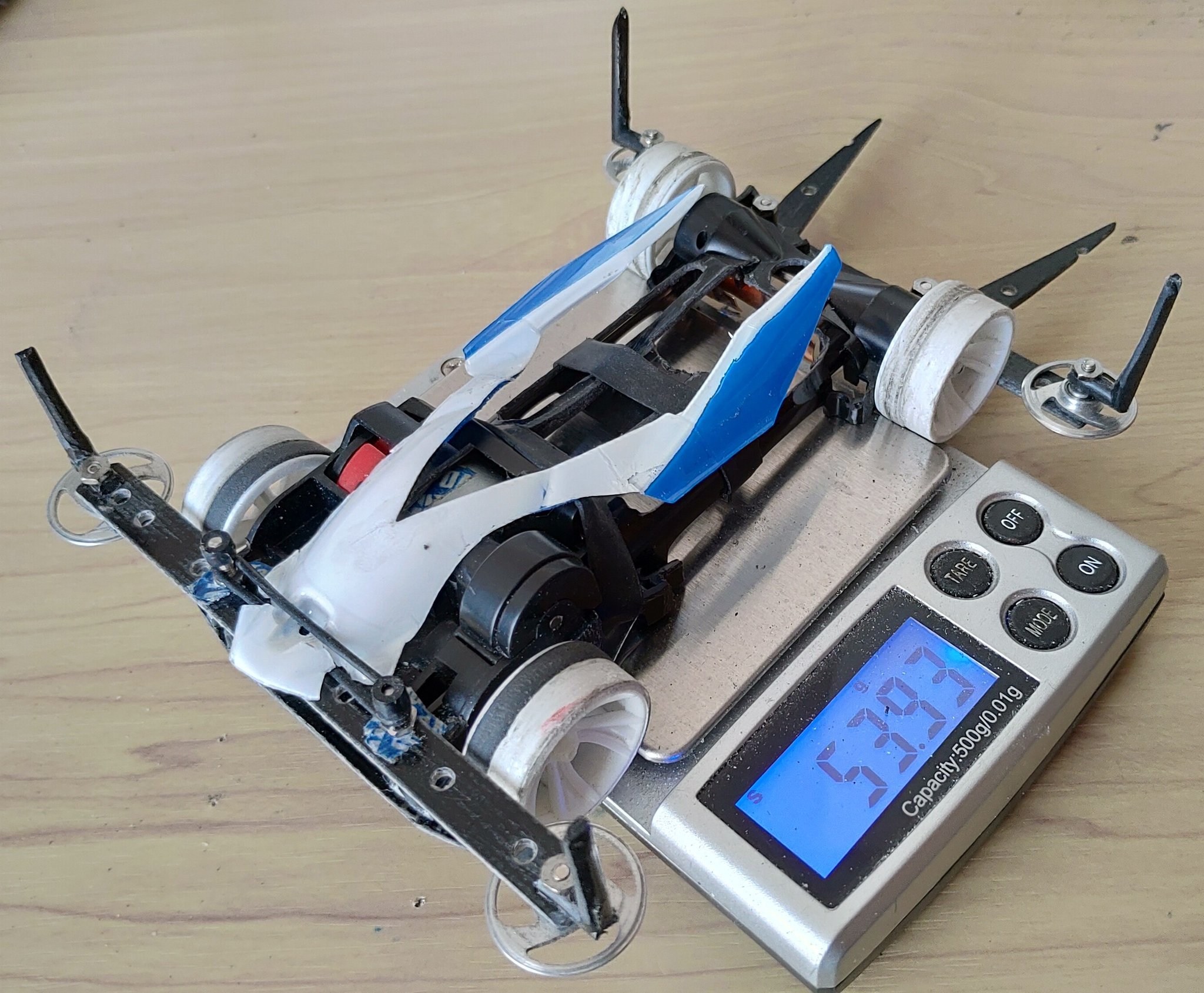 【複数注文ページ】Tonchan Factory FRP ミニ四駆専用電池BOX Tonchan Factory FRP製 ミニ四駆専用電池BOX - メルカリ