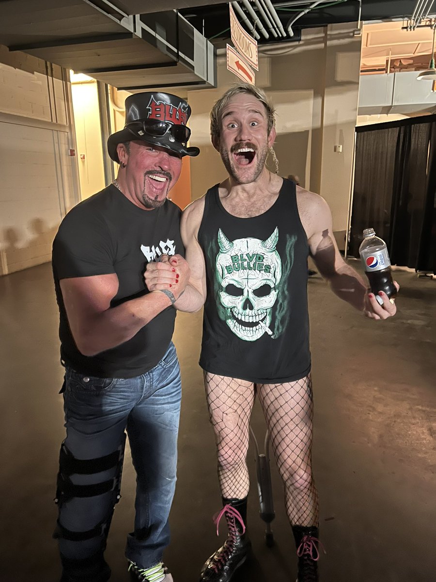 Marcbuffbagwell's tweet photo. Did they say Game Changers? @GCWrestling_ @EFFYlives #BuffBae https://t.co/2RpJtV1dLx