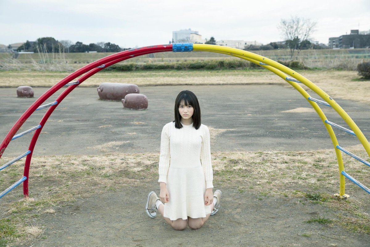 Negative_Pop's tweet photo. 葉山さらさんのネガティブポップ、「Radius（ラジウス）」がスタートしました！
是非ご覧ください！
https://t.co/6GHqFDLEoe

#negativepop
#ネガティブポップ
#葉山さら
#丸谷嘉長
#作品サイト
#写真
#ラジウス
#radius
#写真が好きな人と繋がりたい https://t.co/1TdKgNhR2R