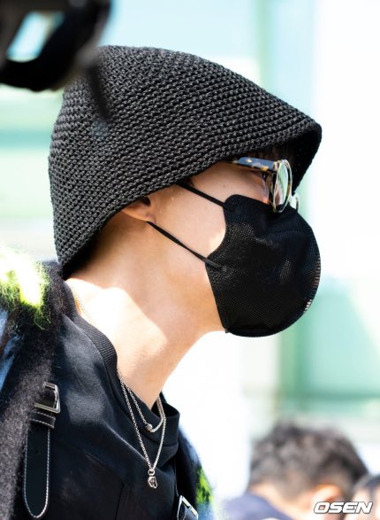 OldArmyCR1's tweet photo. Buen viaje Hobi #HaveASafeFlightBTS #GetWellSoonJhope #JHOPE @BTS_twt https://t.co/Ld09CAnlnK