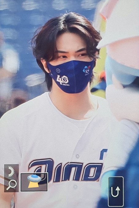 prkmnhykloml's tweet photo. Rocky as a hearthrob baseball player 💜

#라키 #ROCKY https://t.co/2DvtKBzck3