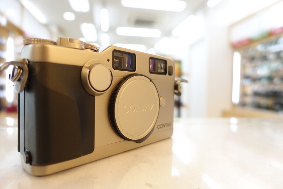 sanpoucamera's tweet photo. 嘗て
EPSONのR-D1を手にした時
いずれはCONTAX G2の様な
デジタルカメラが出るのでは、と
夢を見ていた
#G2DIGITAL
#夢想 https://t.co/796BQwmr0d