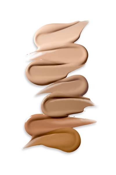 CulturedClasszw's tweet photo. Unlike lipsticks, eyeshadows, and blushes where you can play around with a rainbow of colours and pick and choose what suits your personal style best, you have to find the right shade and texture of foundation for your skin to get a flawless base. https://t.co/rrkmkebz2d