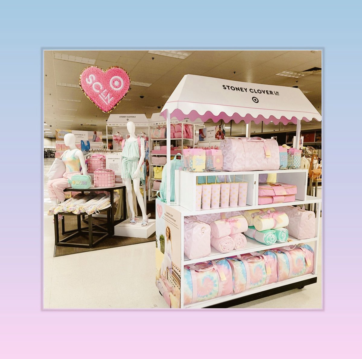 Stoney Clover Lane x Target is giving all the summer vibes with the pops of color and fun patterns. Had so much fun working with VM Tiff &amp; TL Jailyn on planning &amp; executing such a fun set.    🦩 🌴 🌈