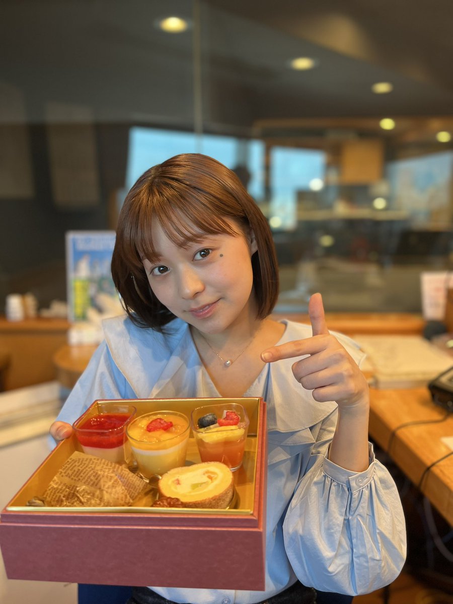 jungooo's tweet photo. 止まらない女！
#ゴブサタ
#新横浜プリンスホテル https://t.co/FAamxbxzrU